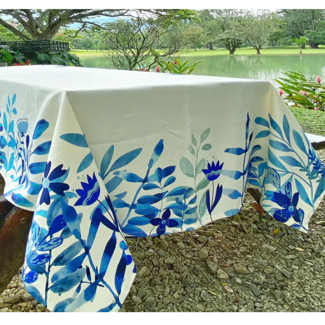 Azul Waterproof & Stain-Resistant Tablecloth